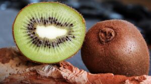 Kiwi – wartości odżywcze i wpływ na zdrowie